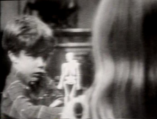 810 dark shadows barnabas game glow in the dark