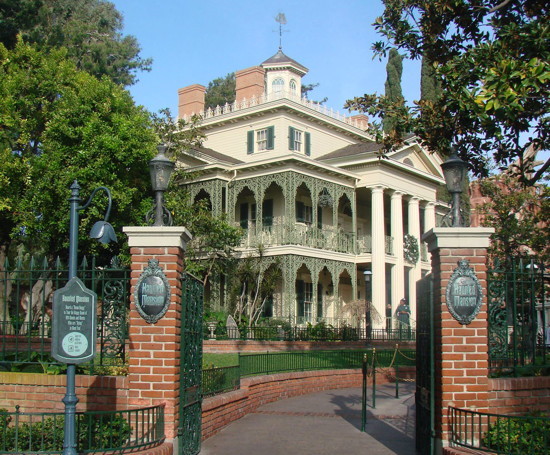 813 haunted mansion exterior 2