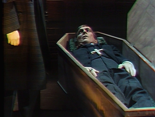 817 dark shadows quentin barnabas coffin