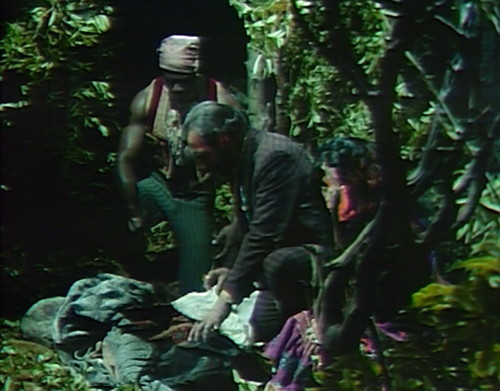 821 dark shadows istvan johnny magda pants