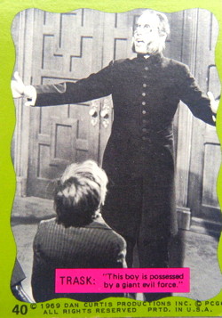 822 dark shadows green series 40