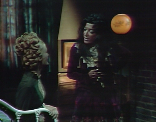 825 dark shadows beth magda reassure
