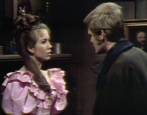 833 dark shadows amanda tate customer