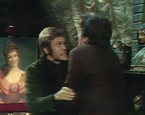 843 dark shadows tate henry jostles