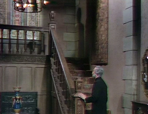 850 dark shadows trask stairs