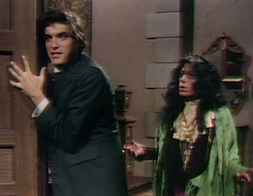 855 dark shadows quentin magda what's up