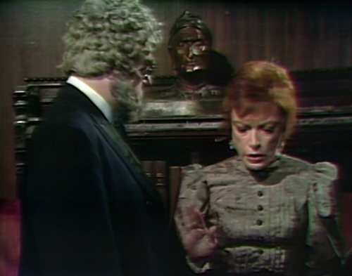 858 dark shadows quentin julia wait