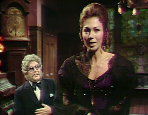 859 dark shadows quentin kitty behavior