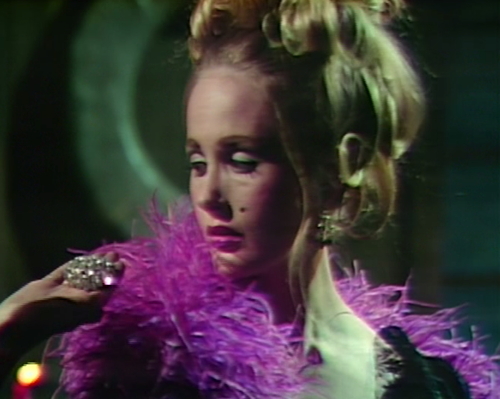 860 dark shadows pansy diamonds