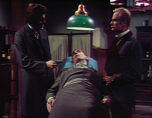 868 dark shadows quentin barnabas edward gun