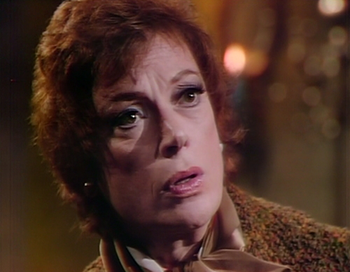 889 dark shadows julia concern