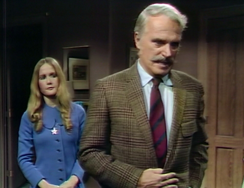 899 dark shadows carolyn paul worse