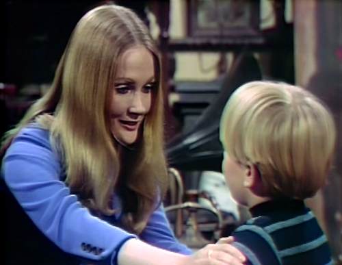 906 dark shadows carolyn alexander tomorrow