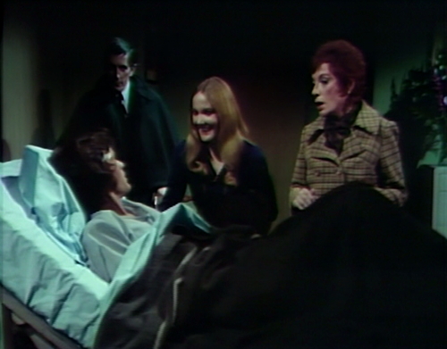 907 dark shadows quentin barnabas carolyn julia amnesia