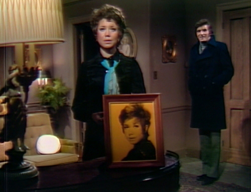 910 dark shadows amanda quentin signifiers