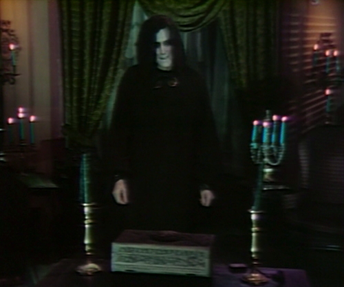 915 dark shadows adlar box