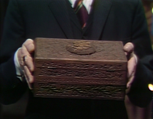 915 dark shadows barnabas box