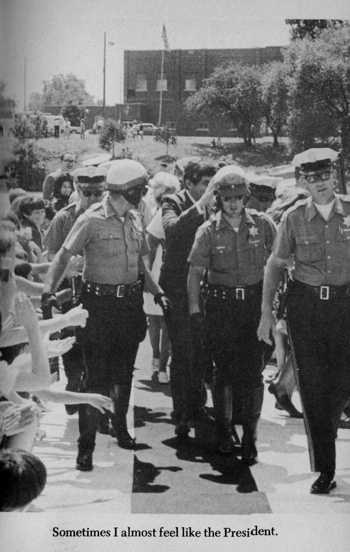 23 922 jonathan frid feel like the president