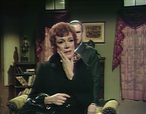 928-dark-shadows-julia-stokes-upstage