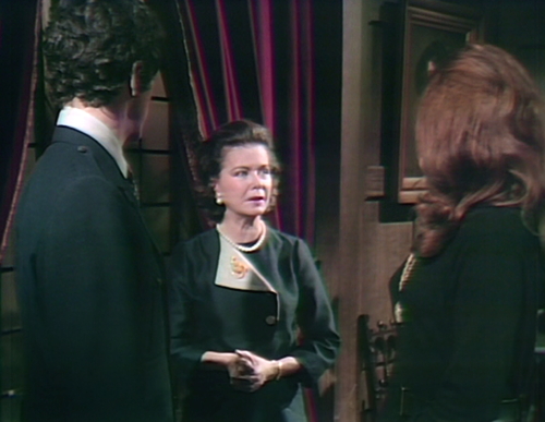 929-dark-shadows-philip-liz-megan-social-encounter