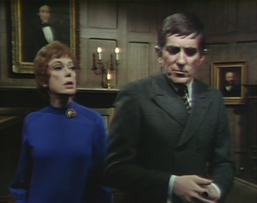 930-dark-shadows-julia-barnabas-danger