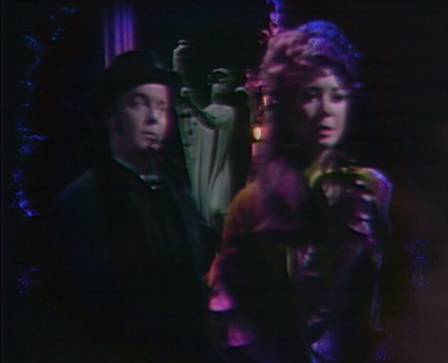 932-dark-shadows-best-amanda-stop