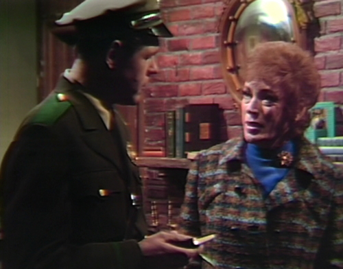 934-dark-shadows-davenport-julia-club