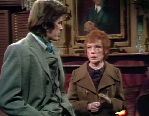 940-dark-shadows-quentin-julia-tweed