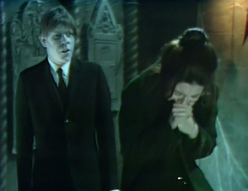 942-dark-shadows-davenport-maggie-cry