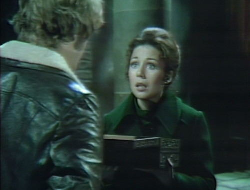 943-dark-shadows-jeb-maggie-box