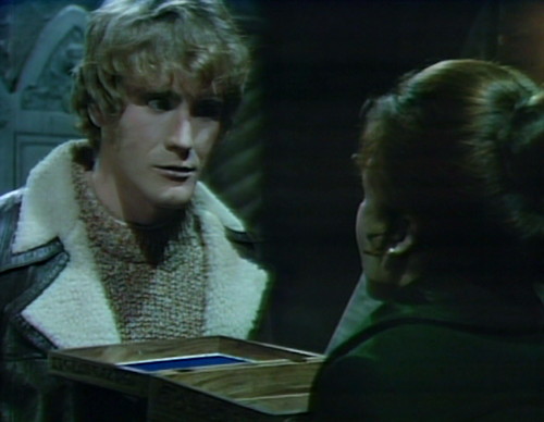 943-dark-shadows-jeb-maggie-onboarding