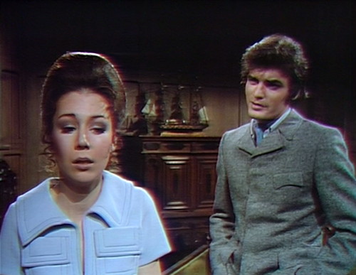 946-dark-shadows-maggie-quentin-price