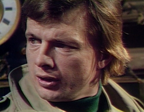 957-dark-shadows-willie-motel