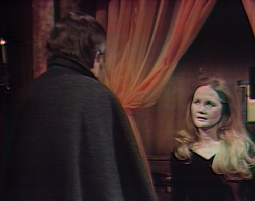 981-dark-shadows-barnabas-carolyn-who-are-you