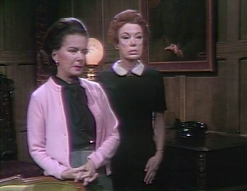 981-dark-shadows-liz-julia-backacting