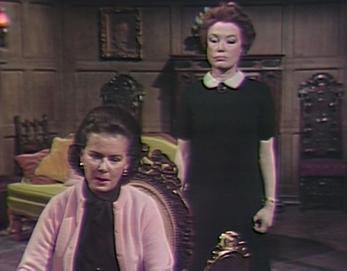 981-dark-shadows-liz-julia-kind