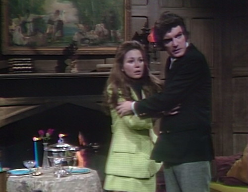 981-dark-shadows-maggie-quentin-deliberate