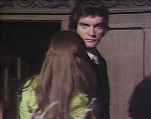 981-dark-shadows-maggie-quentin-why