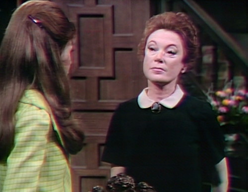 982-dark-shadows-maggie-julia-danvers