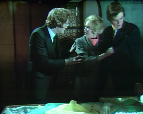 1000-dark-shadows-cyrus-alexis-quentin-argument