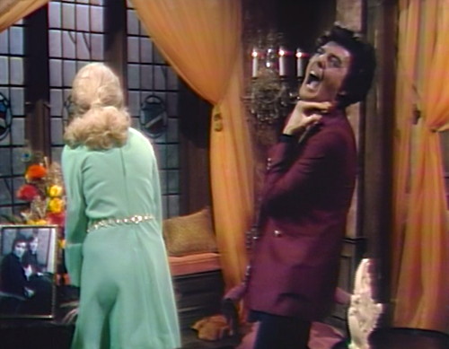 988-dark-shadows-alexis-bruno-doll