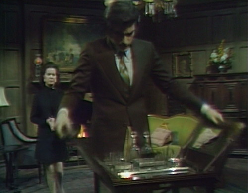 990-dark-shadows-liz-quentin-magic-drinks-alcohol