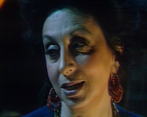 992-dark-shadows-aunt-hannah