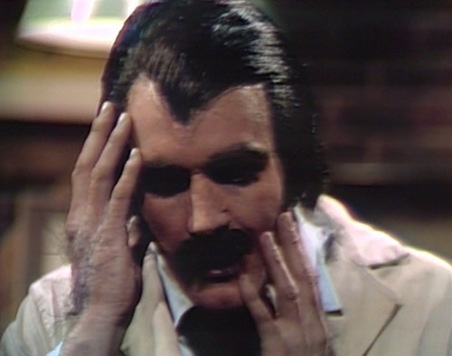 996-dark-shadows-john-yaeger-face