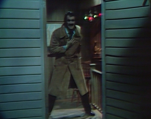 996-dark-shadows-yaeger-door