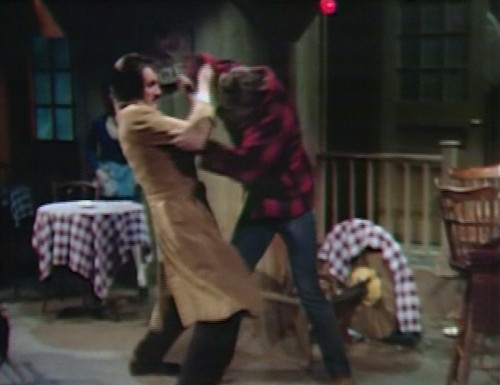 996-dark-shadows-yaeger-steve-fight