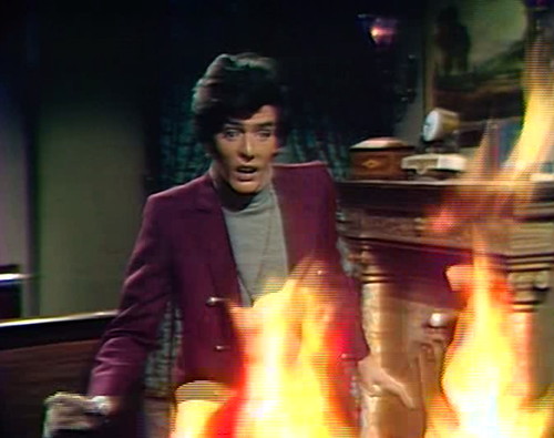 998-dark-shadows-bruno-fire