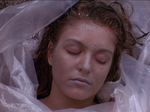 999-twin-peaks-laura-dead