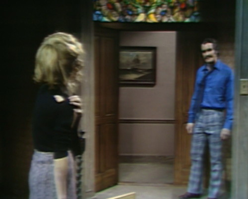 1002-dark-shadows-buffie-yaeger-shades