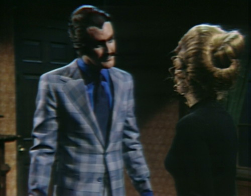 1002-dark-shadows-yaeger-buffie-loom